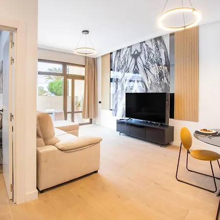 Apartmán Trendy With A Heated Pool And Near Aqualand, 1a Costa Adeje (Tenerife)
